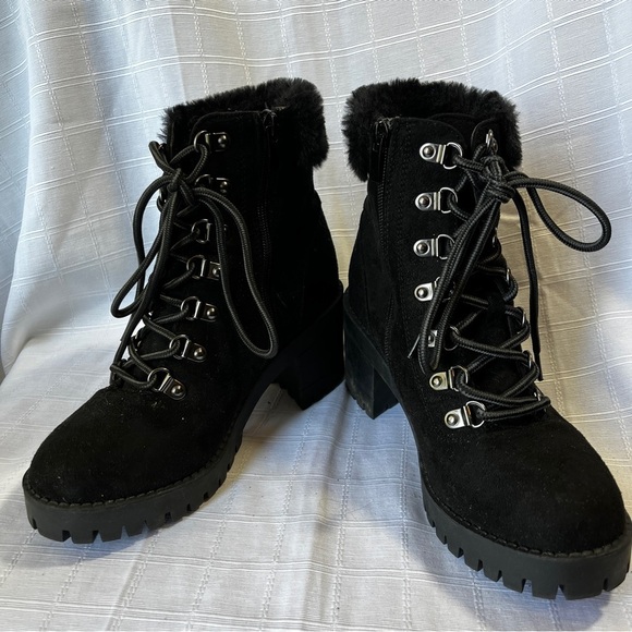 TOP Moda Shoes - Top Moda Black Combat Style Chunky Heel Lace-Up Ankle Boots Faux Fur Women's 6.5